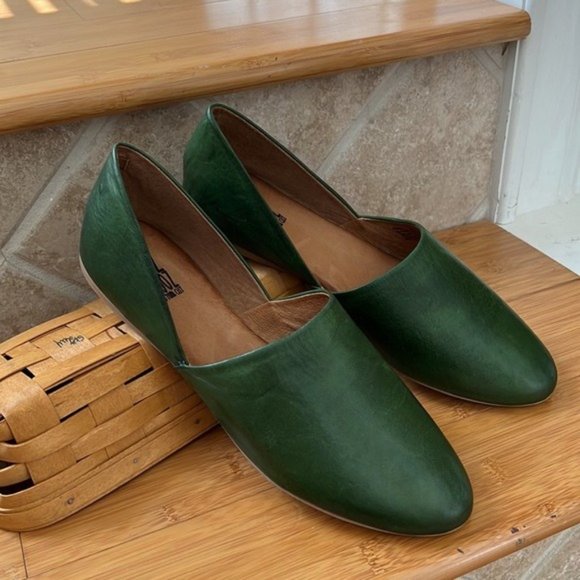 Miz Mooz Shoes - Miz Mooz Kimmy Flats Green Size 42 Kiwi Leather flats slipon